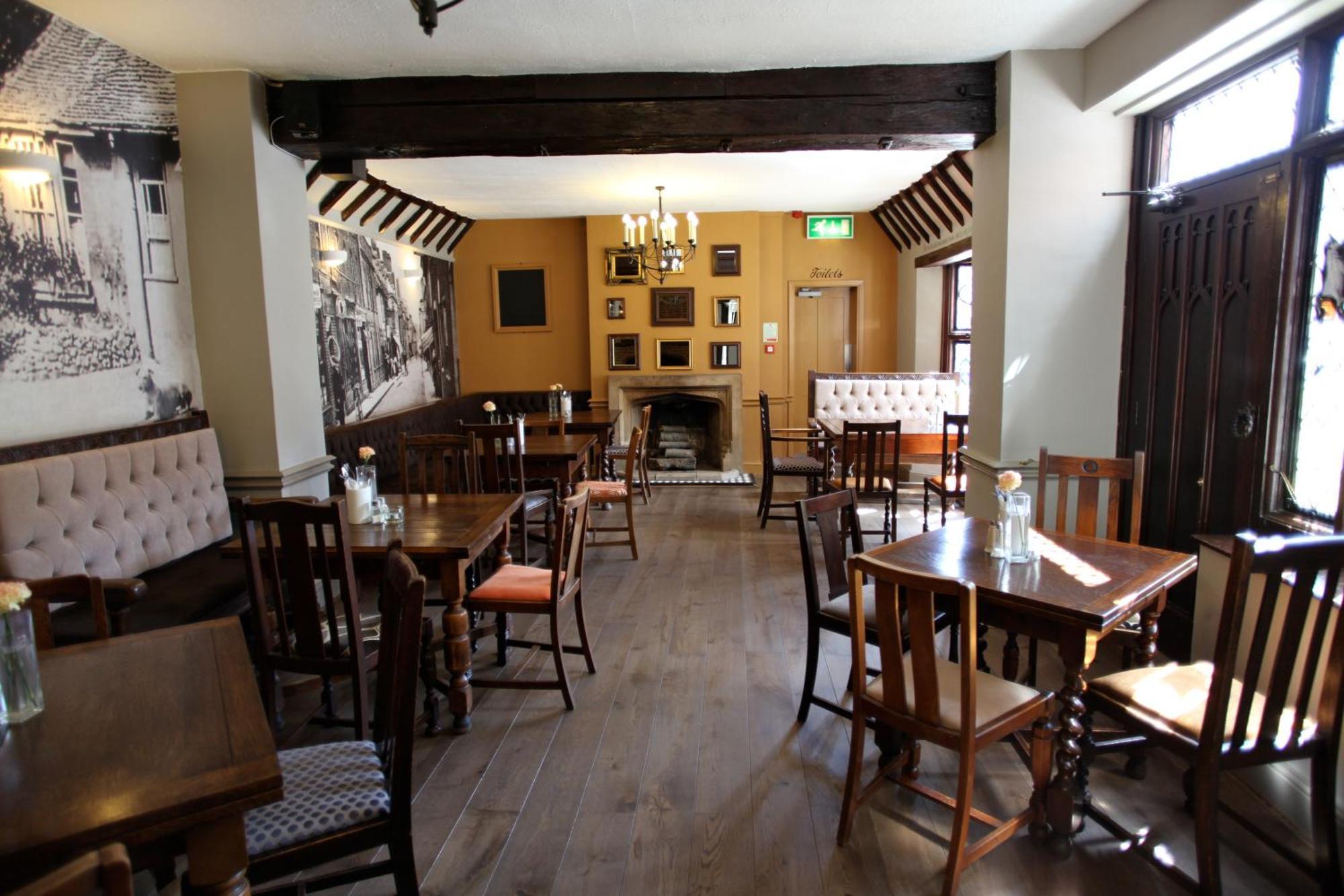 Old Bull Inn Royston  Εξωτερικό φωτογραφία