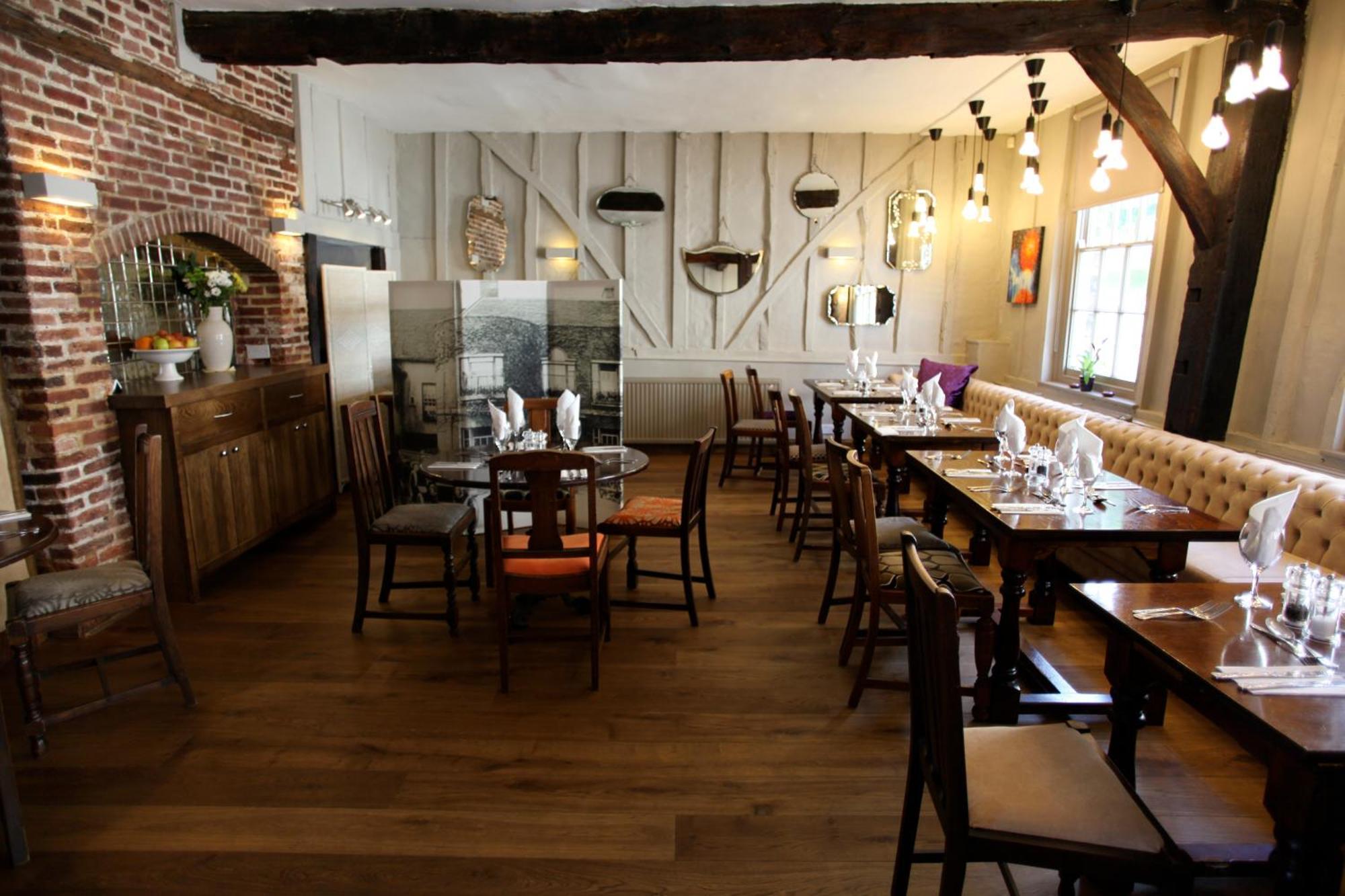 Old Bull Inn Royston  Εξωτερικό φωτογραφία